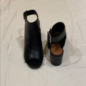 Black top shop peep toe booties size 9 women’s